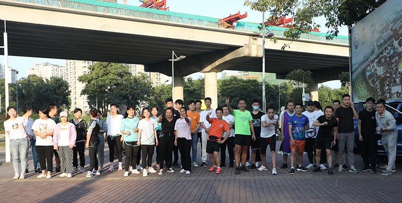 6gongli-800.jpg 華夏恒泰6公里長跑